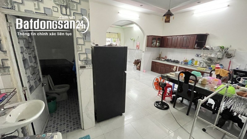 Bán nhà Đường Số 8 Linh Xuân, TP HCM, DT 168m2, 2 tầng, sổ hồng. Giá 5.95 tỷ.