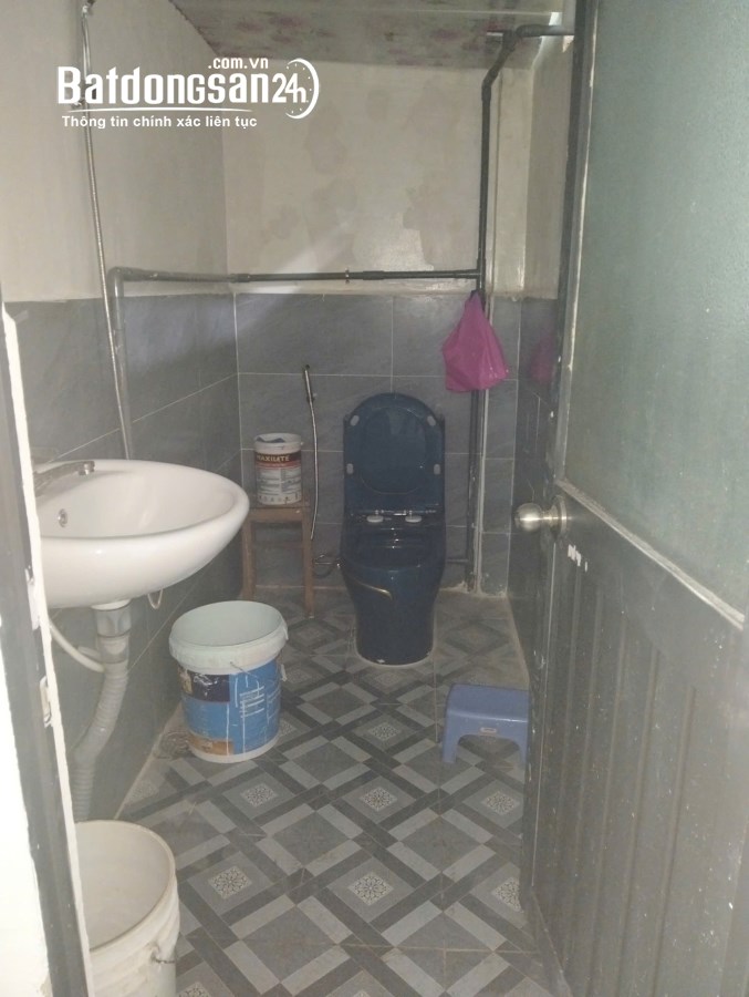 CHO THUÊ PHÒNG RỘNG 80m2 MẶT TIỀN LÊ THỊ BẠCH CÁT, Bình Thới, P.11, Q.11